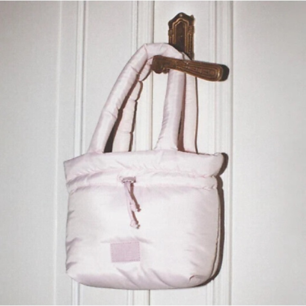 Kylie cosmetics puffer tote - Picture 2 of 3